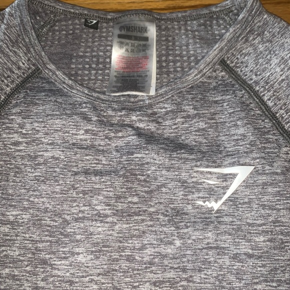 Gymshark top - Picture 2 of 2